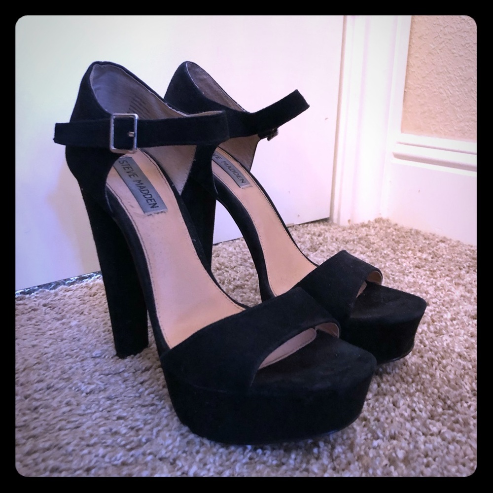 Steve Madden Suede Heels